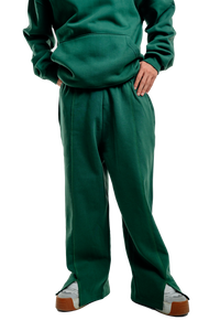 The big pants in green